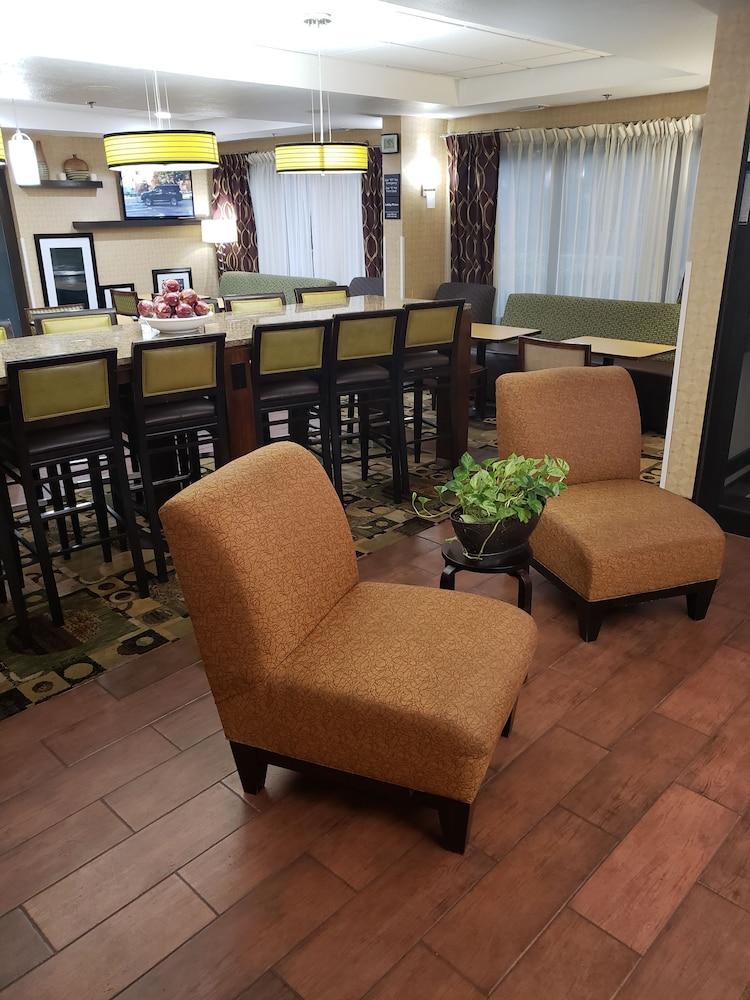 Spark By Hilton Tampa Brandon المظهر الخارجي الصورة