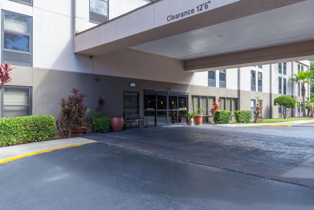 Spark By Hilton Tampa Brandon المظهر الخارجي الصورة
