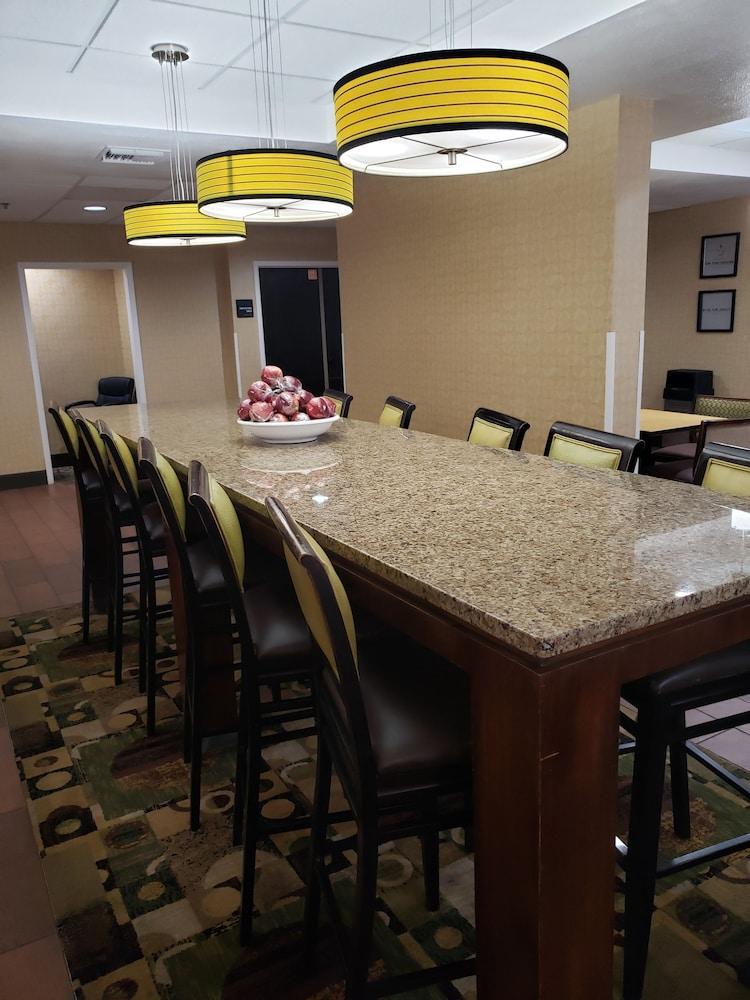 Spark By Hilton Tampa Brandon المظهر الخارجي الصورة