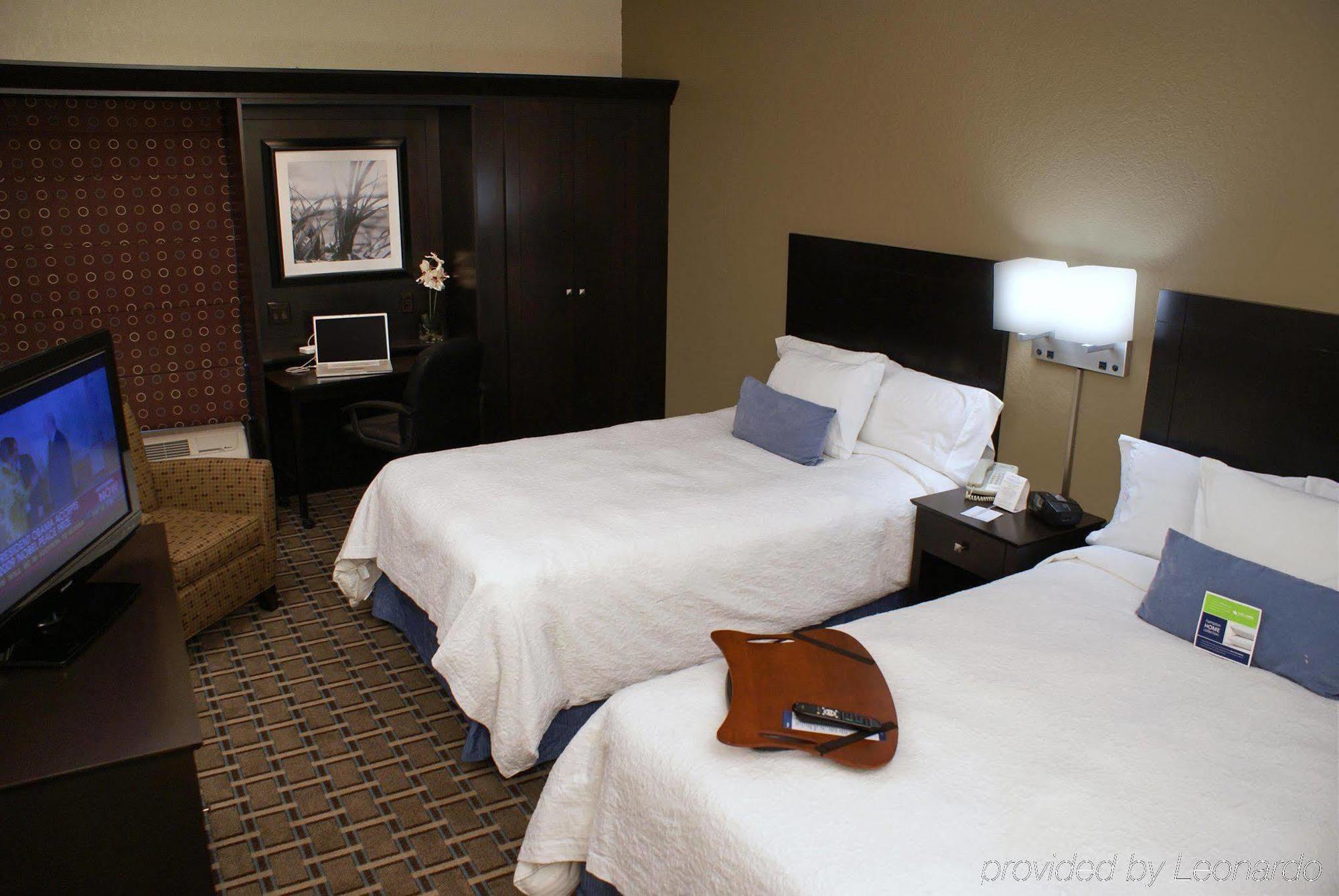 Spark By Hilton Tampa Brandon الغرفة الصورة